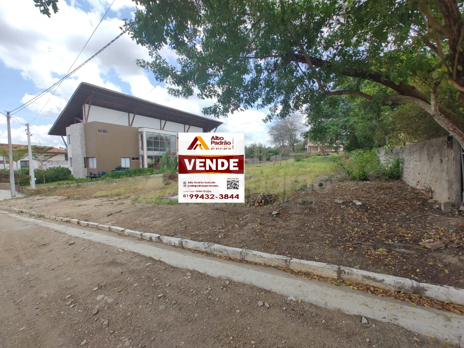 OPORTUNIDADE DE UM LOTE N. RAIZ DA SERRA EM GRAVATÁ-PE