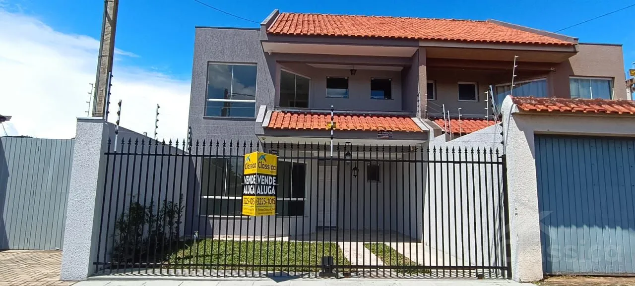 Sobrado à venda no Jardim Carvalho