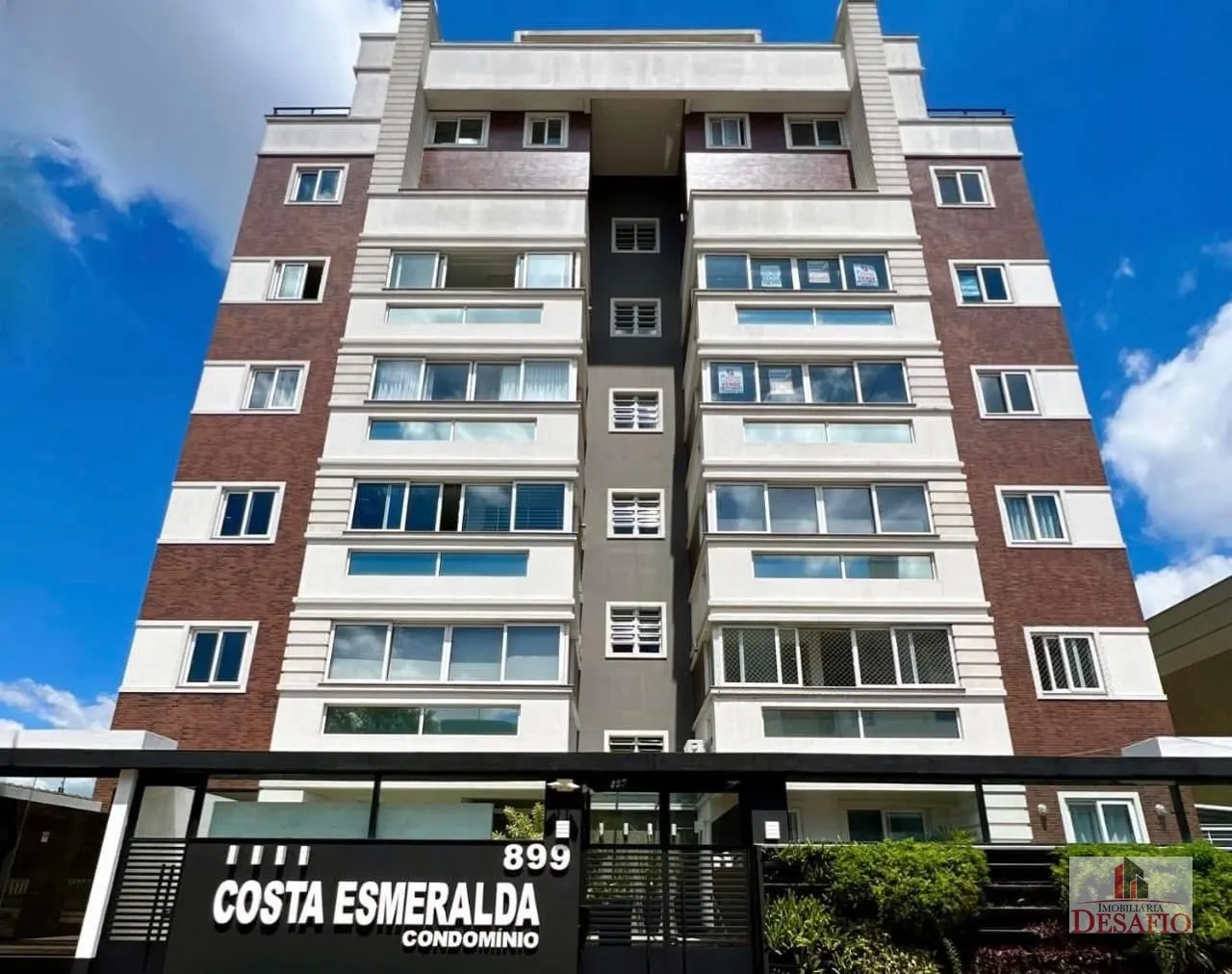 Apartamento semimobiliado para Locação no Edifício Costa Esmeralda