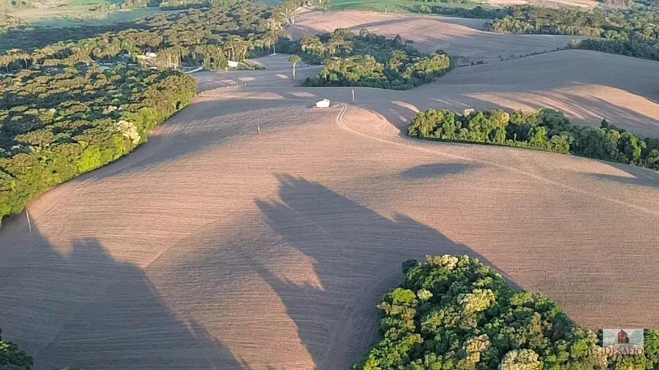 Terreno à venda em Área Rural