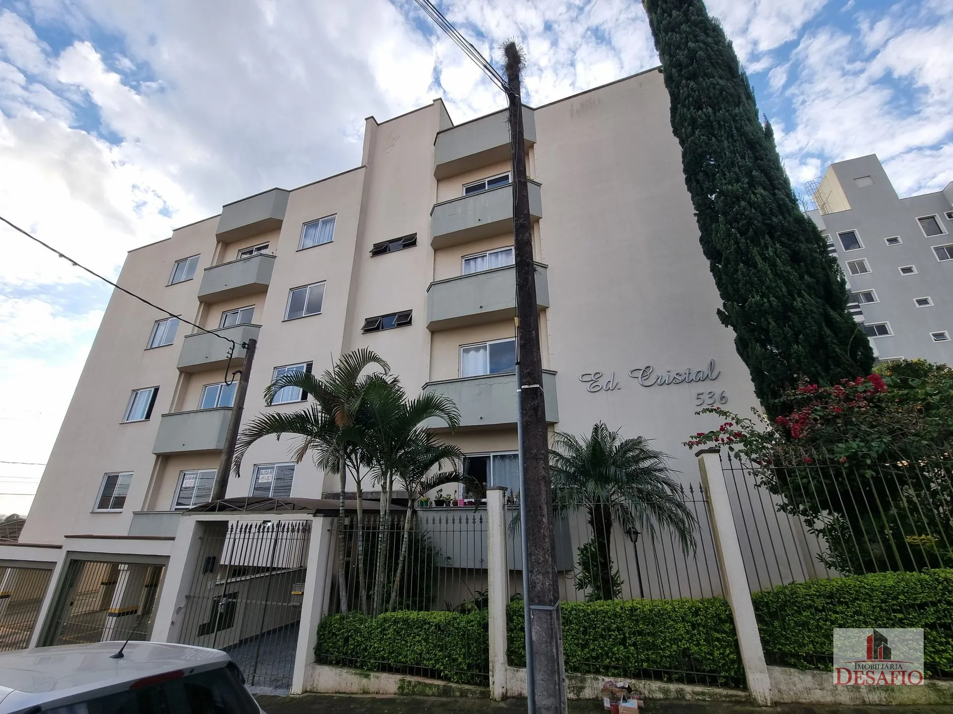 Apartamento para Locação no Edifício Cristral - Vila Estrela