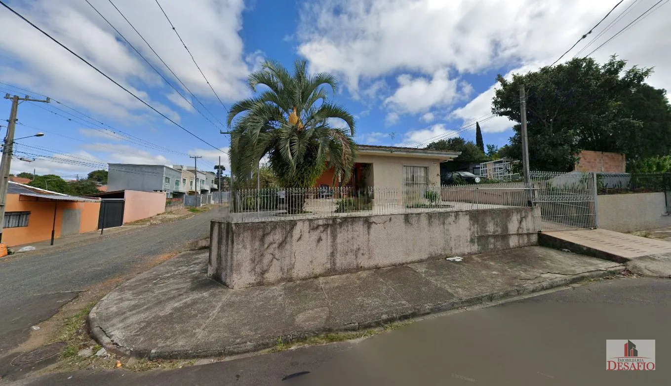 Residência à Venda em Oficinas 