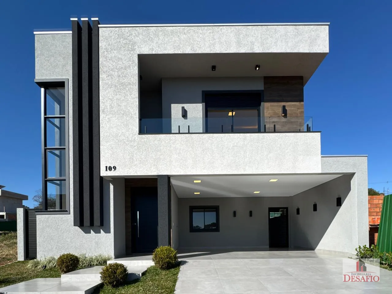 Residência à Venda no Condomínio La Riserva
