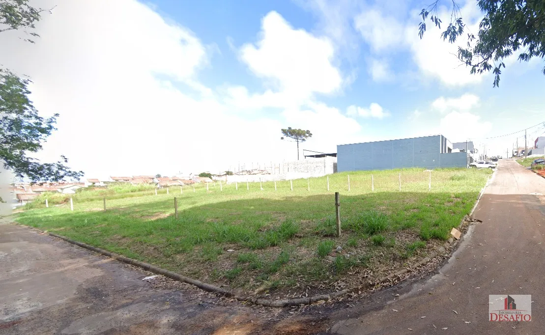 Terreno à Venda em Santa Clara