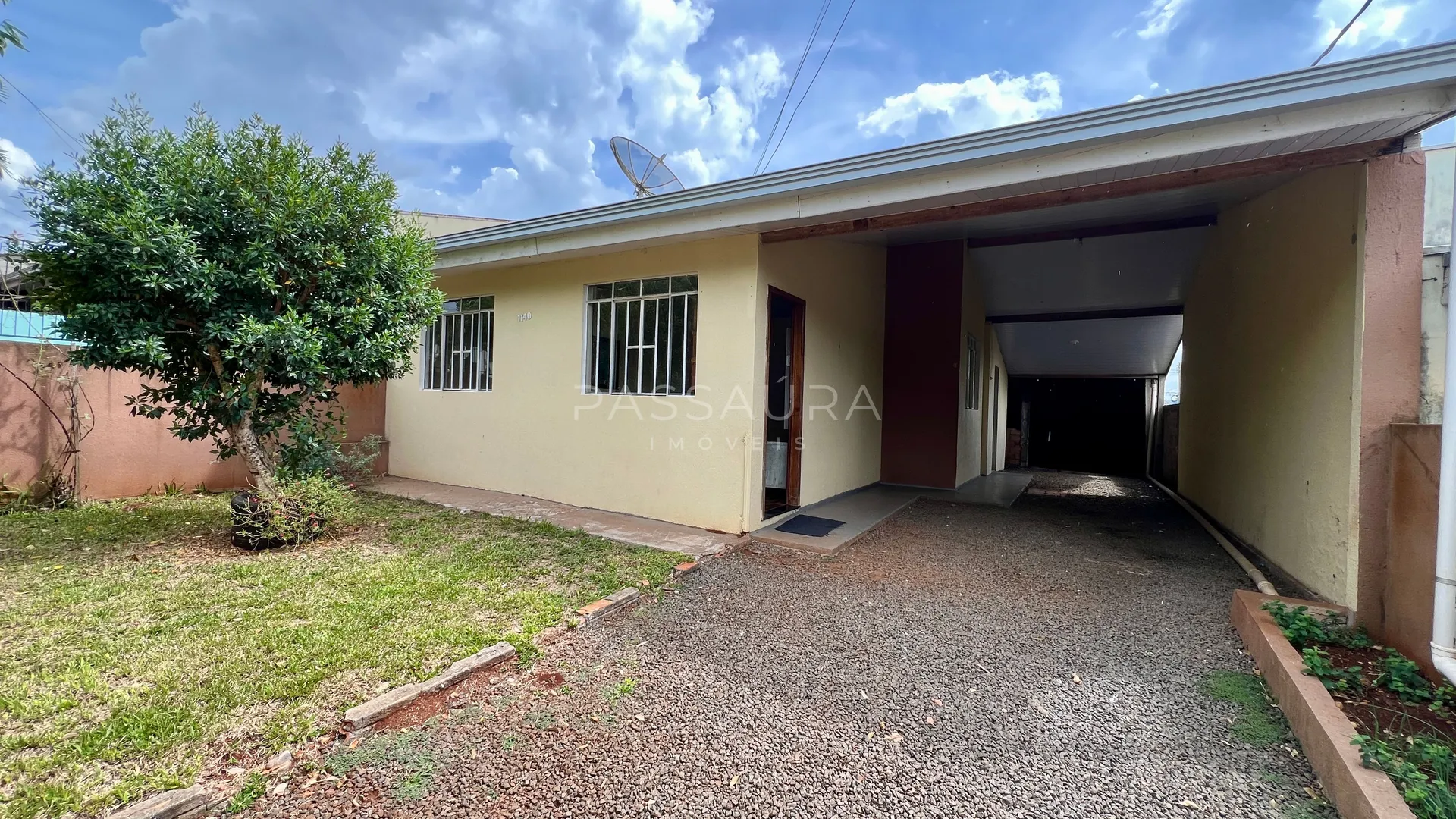 Casa à venda - Bairro Pinheirão