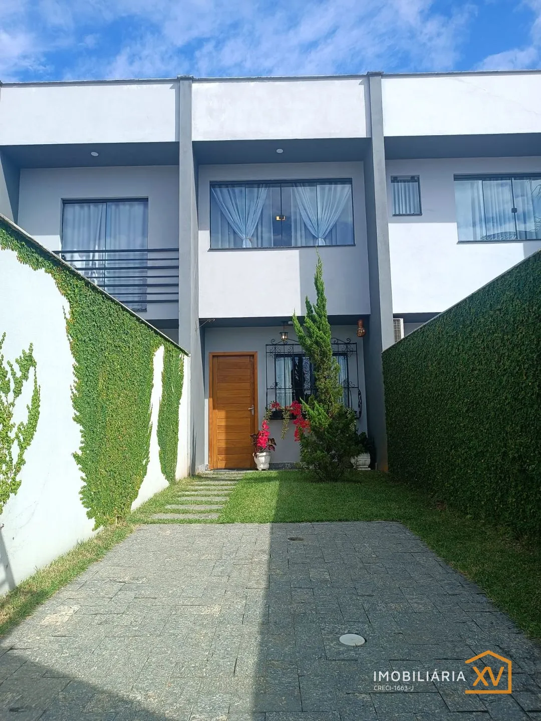 Geminado com 02 dormitórios para vender, Vila Nova