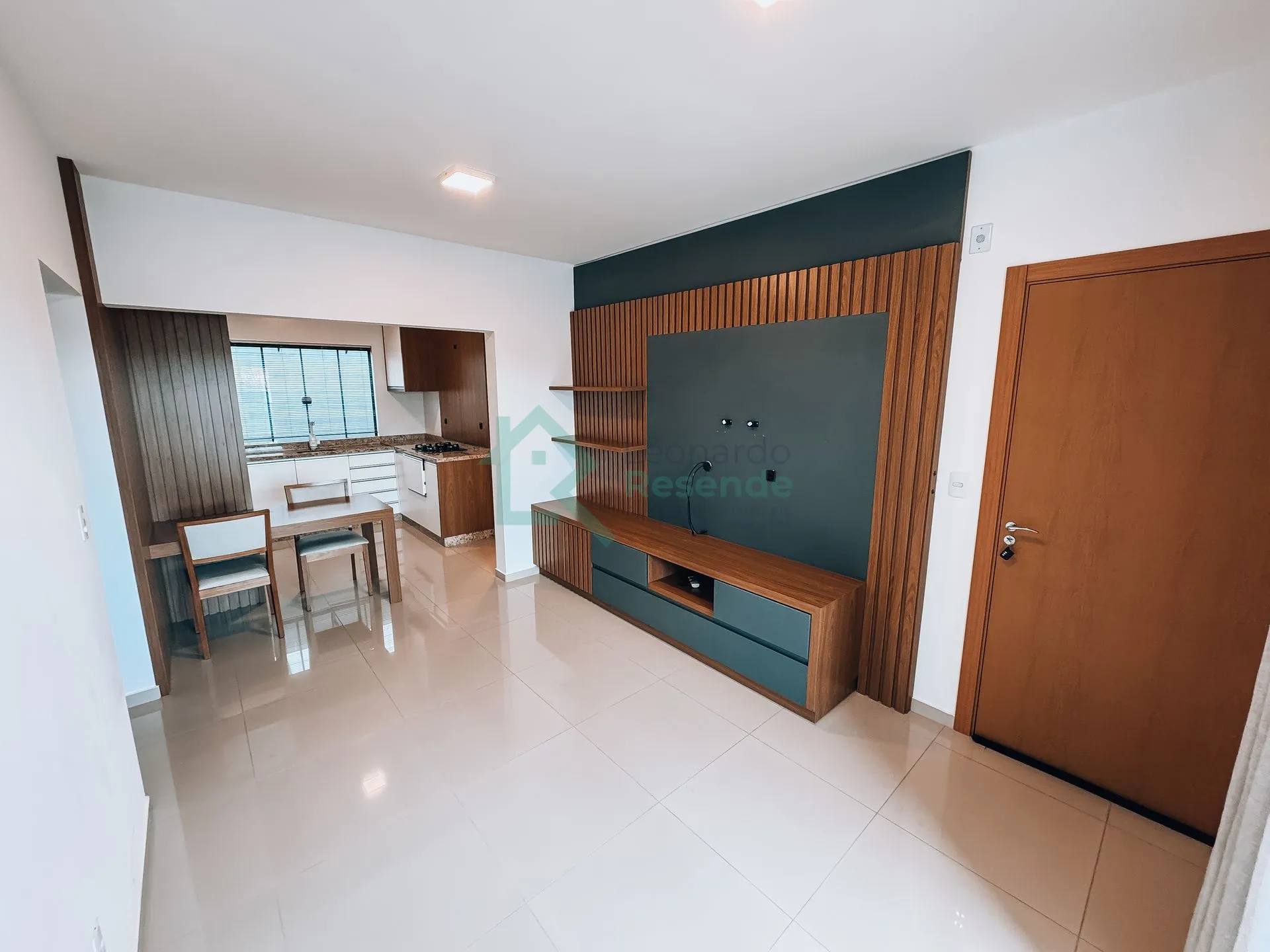 APARTAMENTO MOBILIADO E CLIMATIZADO, PROX AO HOSPITAL DE MAFRA SC