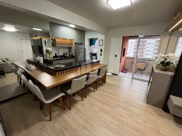 Apartamento com 2 quartos mais 1 suíte no Bucarein!