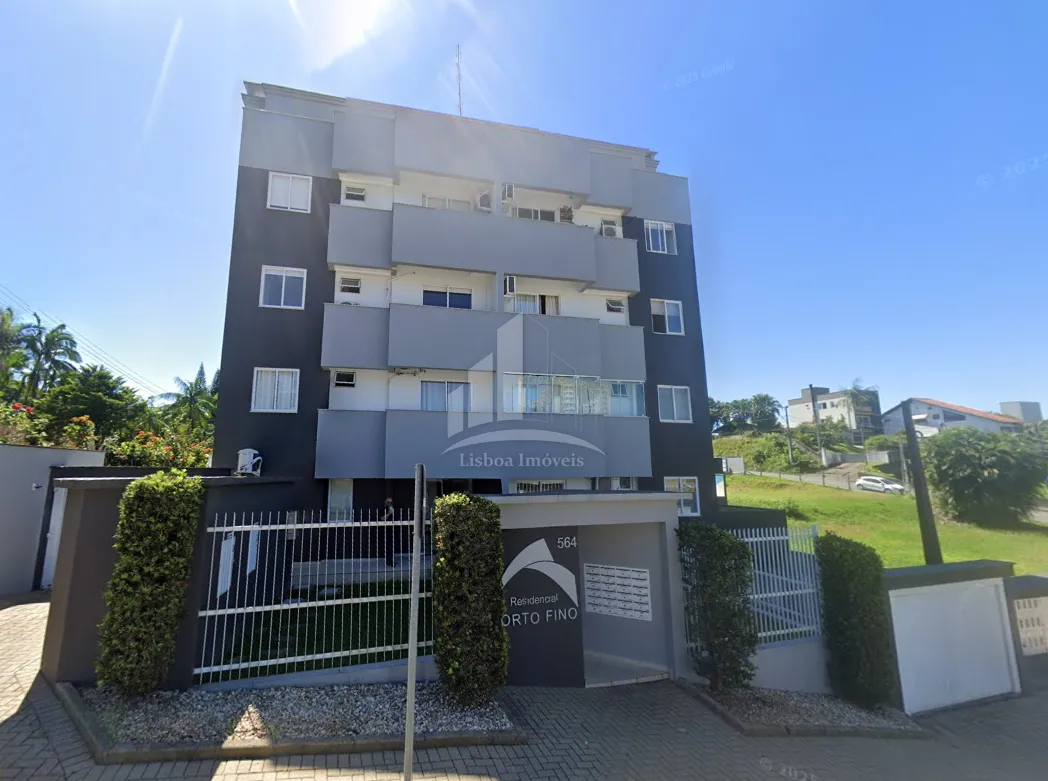 Apartamento com piscina no bairro Glória!