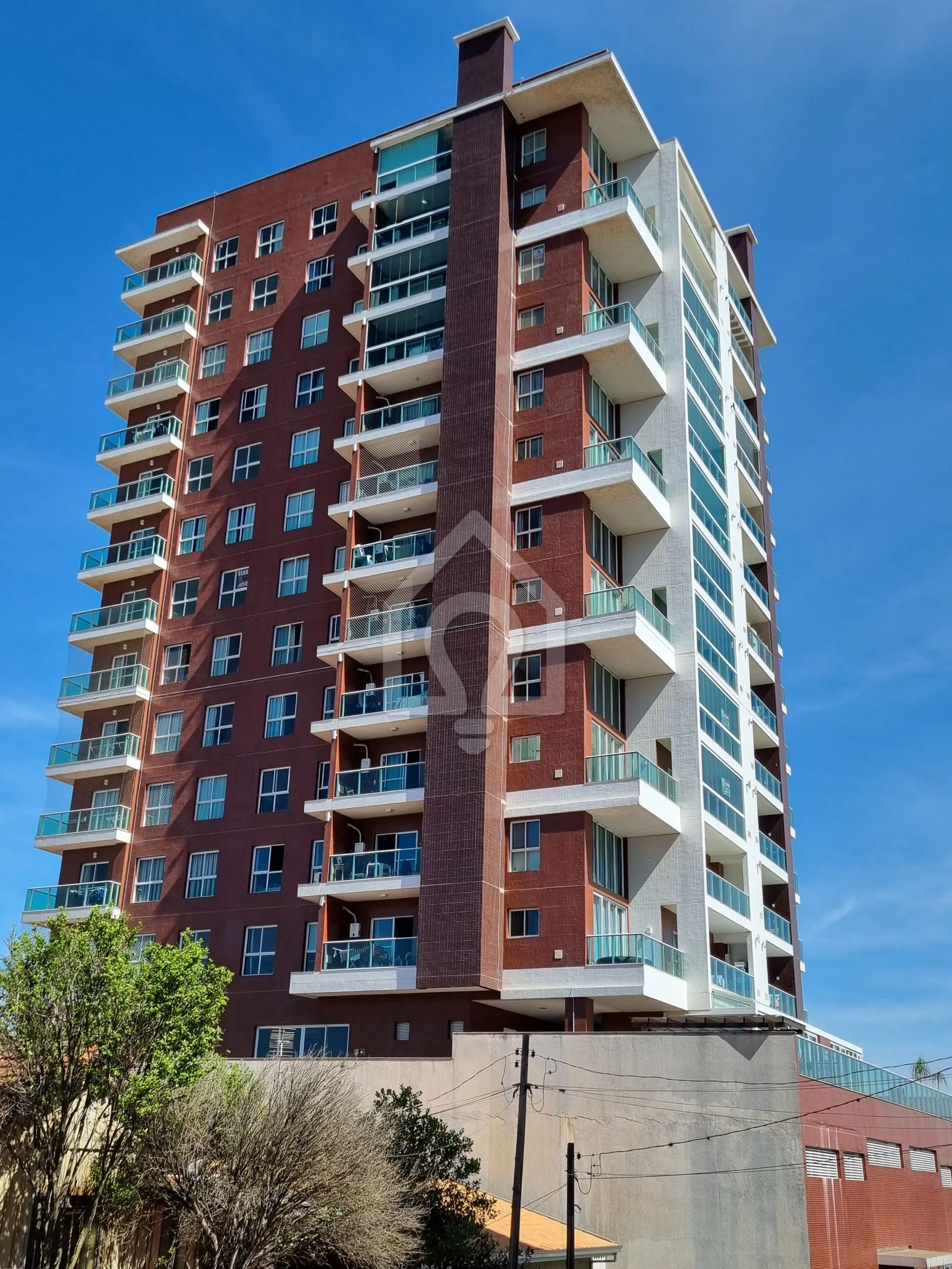 APARTAMENTO PARA LOCAÇÃO EM OFICINAS - EDIFÍCIO GRANDE MAISON