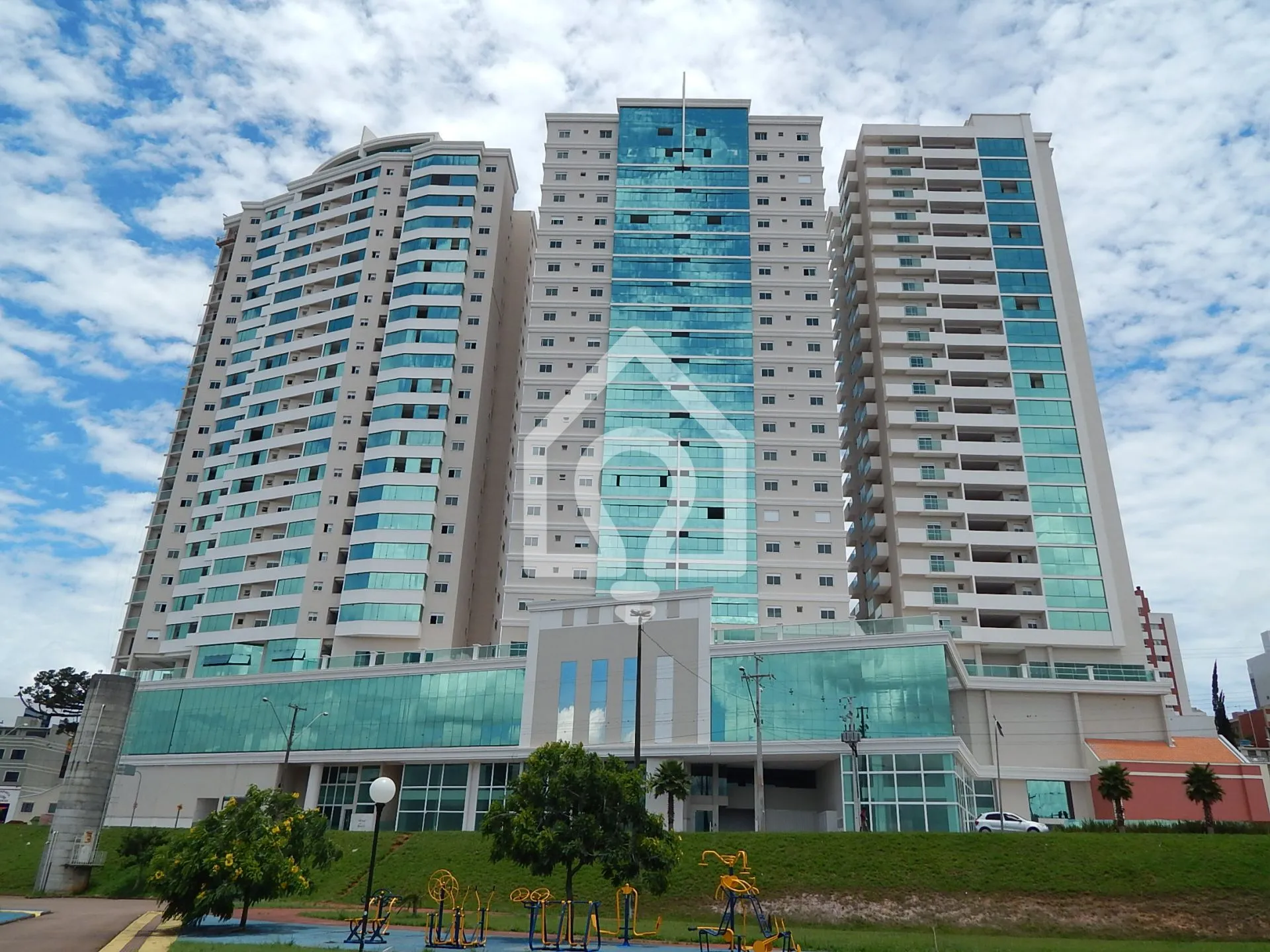 APARTAMENTO PARA LOCAÇÃO NO CENTRO - SANTOS DUMONT CONDOMINIUM