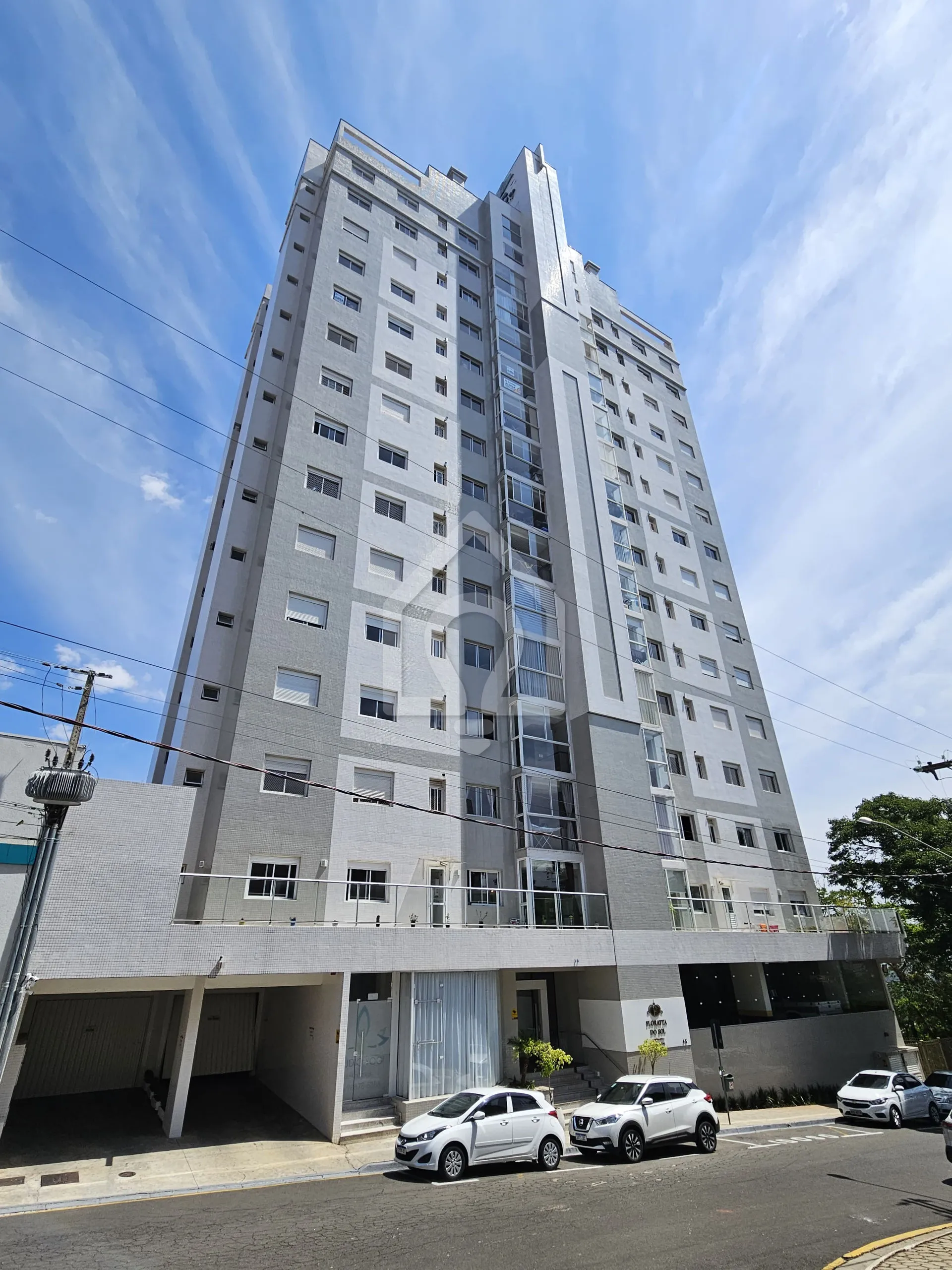 APARTAMENTO PARA LOCAÇÃO NO CENTRO - EDIFÍCIO FLORATTA DO SOL