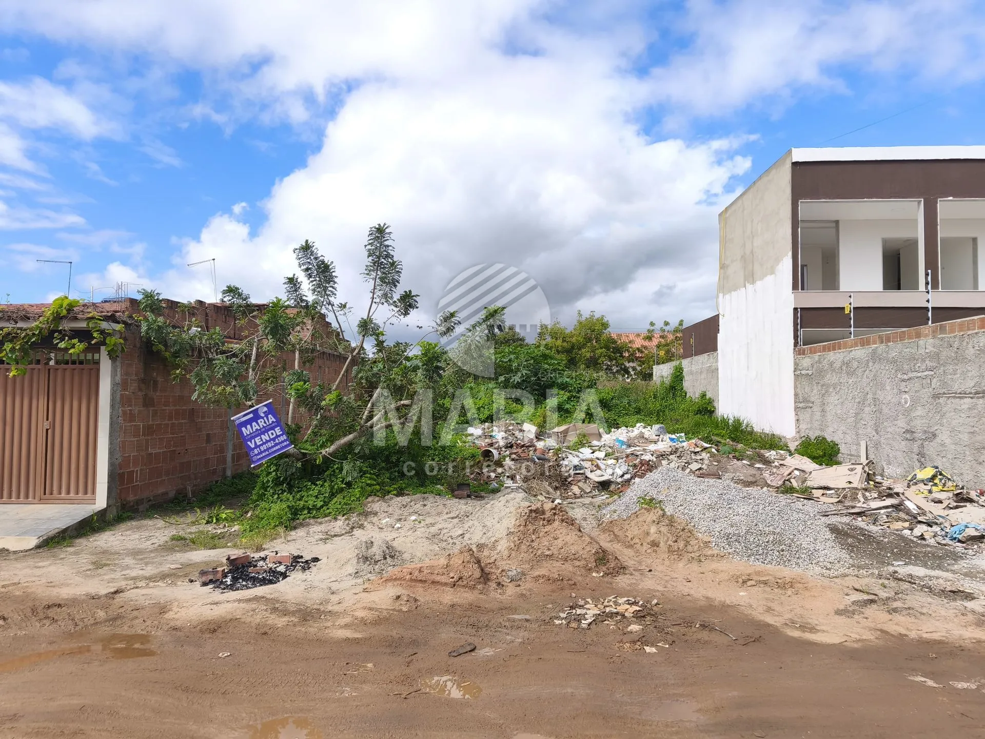 Lote fora de condomínio à venda em Gravatá/PE!