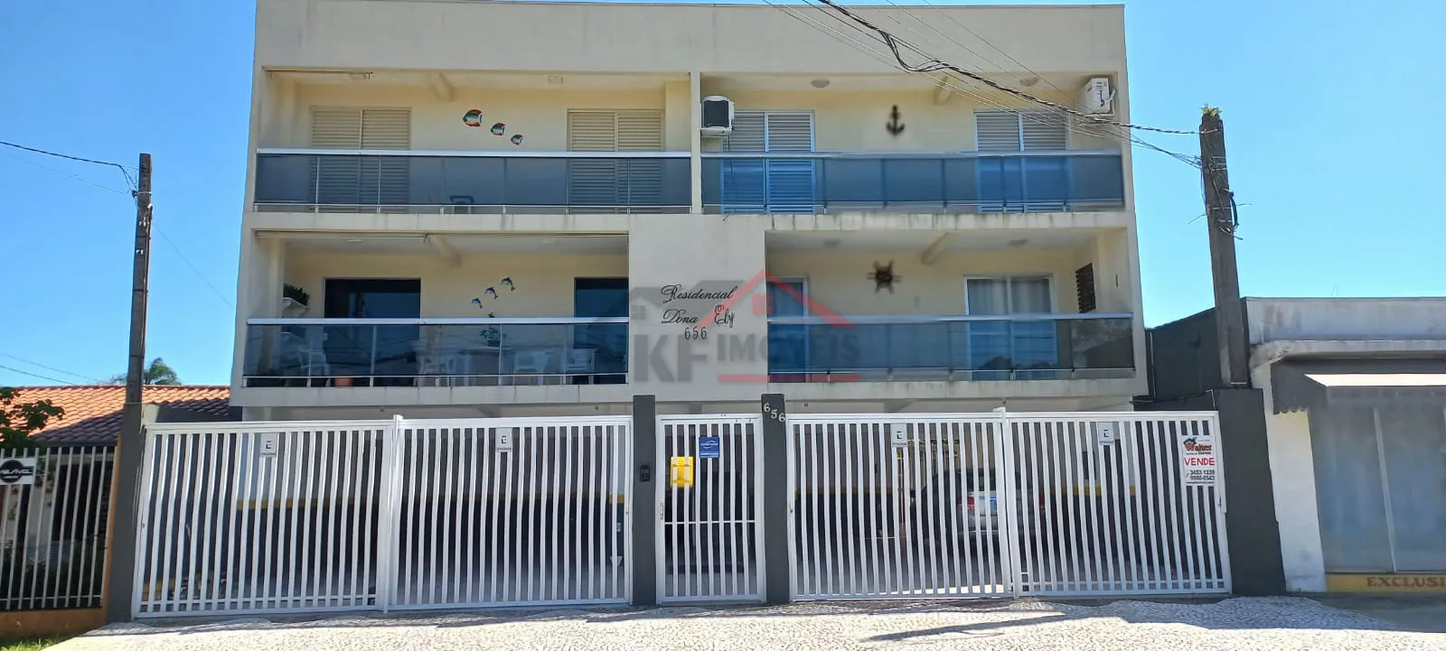 Triplex à venda em Matinhos