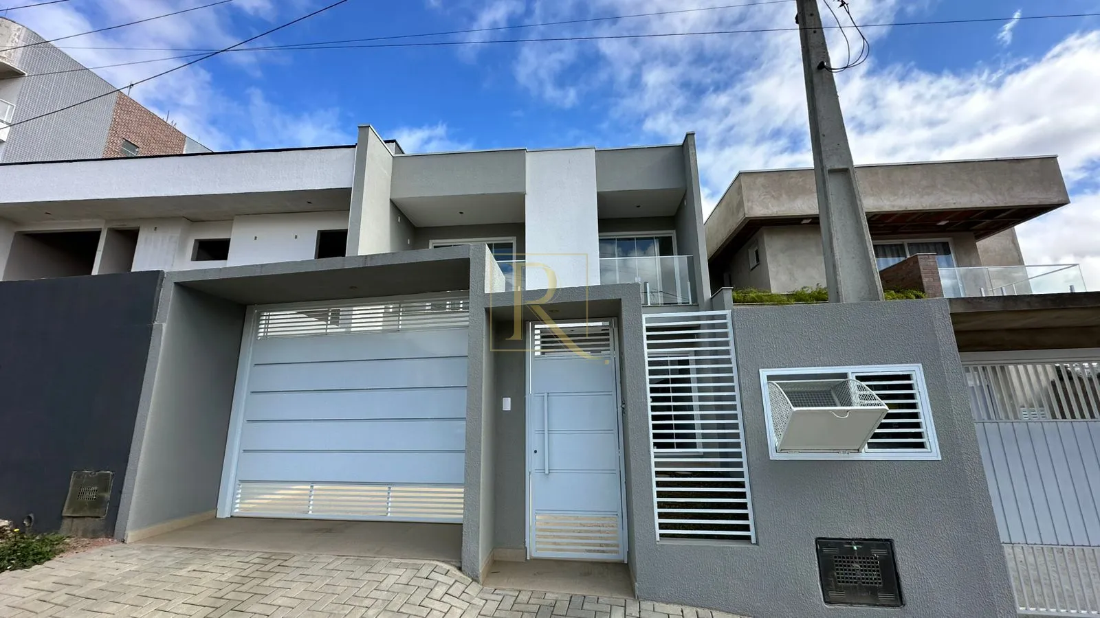 Sobrado à Locação no bairro Vila Nova - Mafra/SC