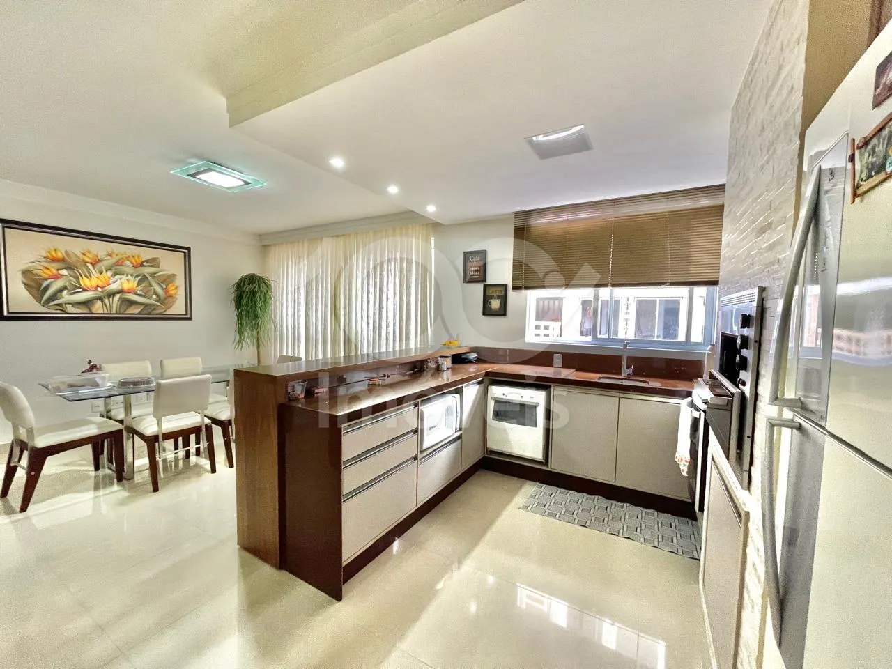 Apartamento no Edifício Esquina dos Açores em Balneário Camboriú