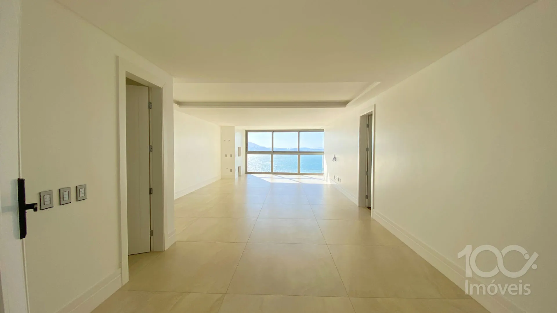 Apartamento no Edifício Pharos em Balneário Camboriú
