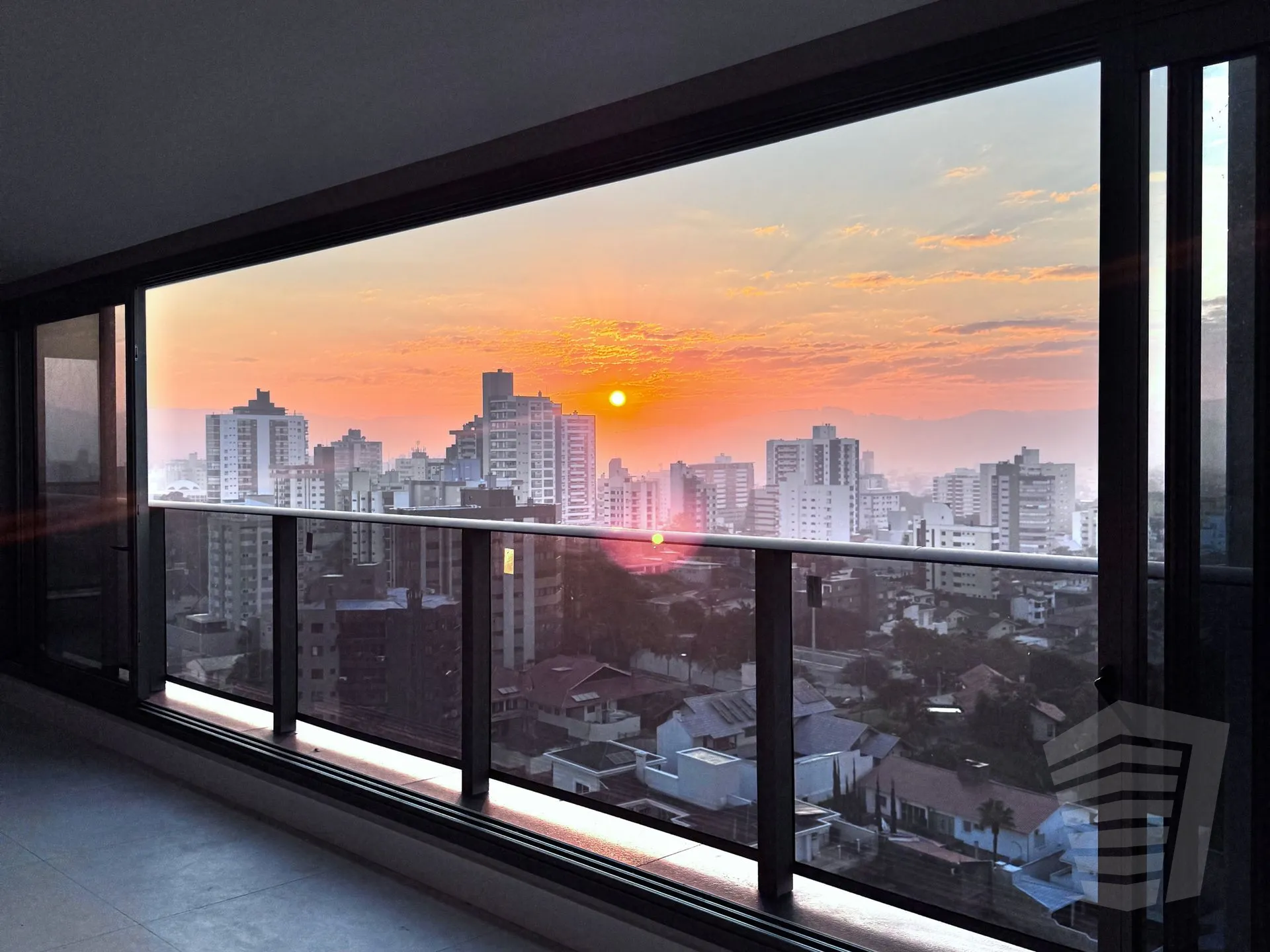 BEM VINDO À EXCLUSIVIDADE - LUMINA RESIDENCE