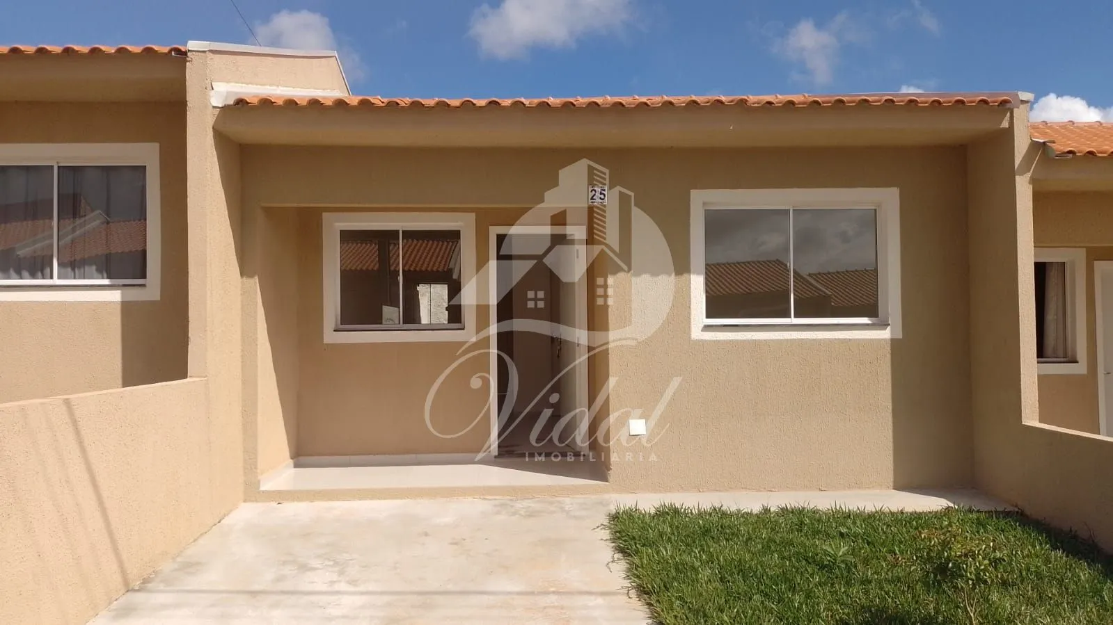 CASA PARA LOCAÇÃO EM UVARANAS