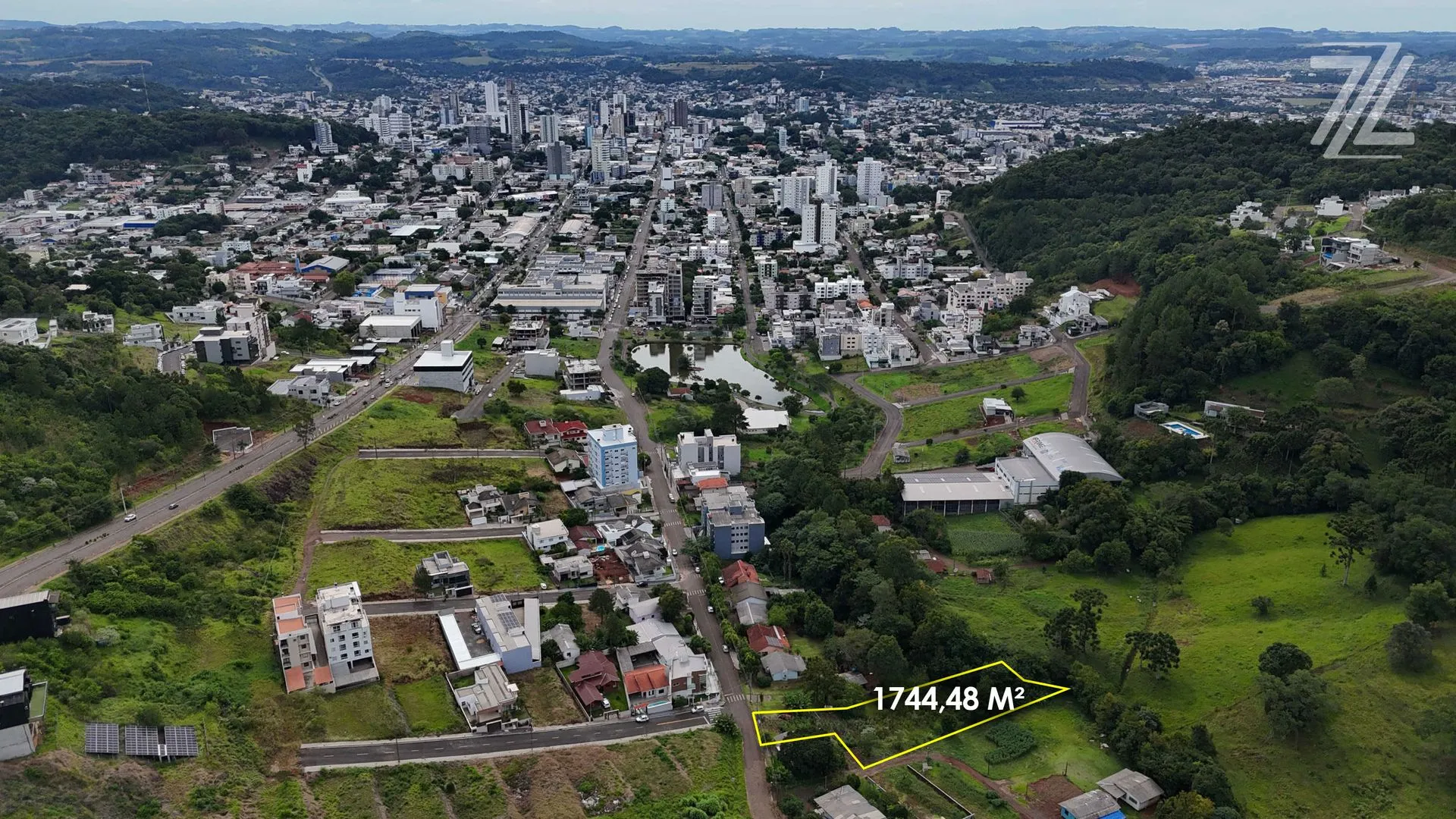 TERRENO COM 1700M² À VENDA NO BAIRRO INDUSTRIAL